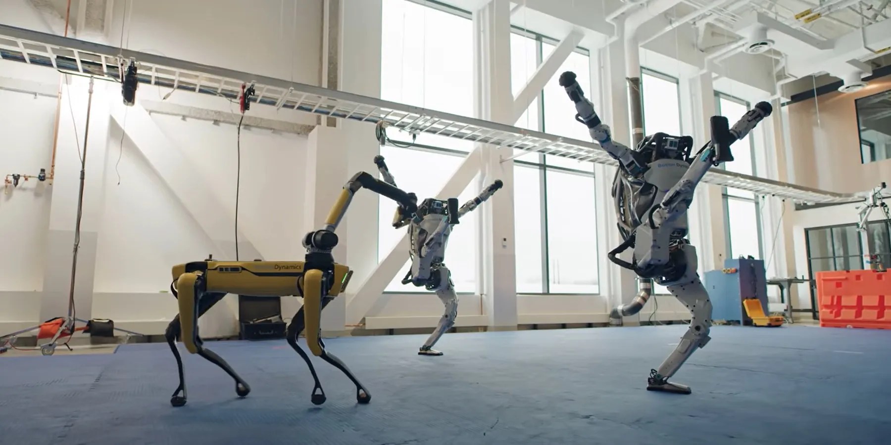 New Video Shows Boston Dynamics' Robots Ruling The Dance Floor