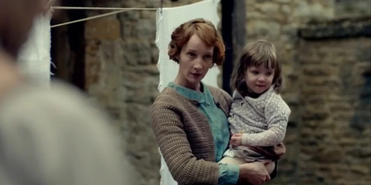 Downton Abbey 10 Saddest Things About Edith Crawley