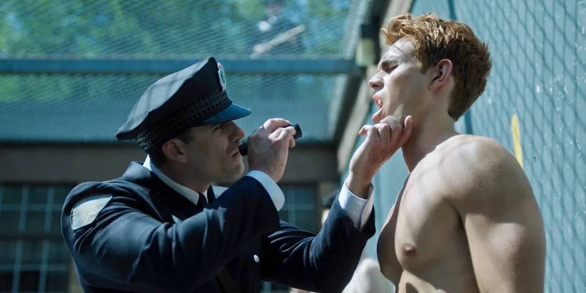 Riverdale 10 Things That Went Wrong For Archie Once He Started Dating