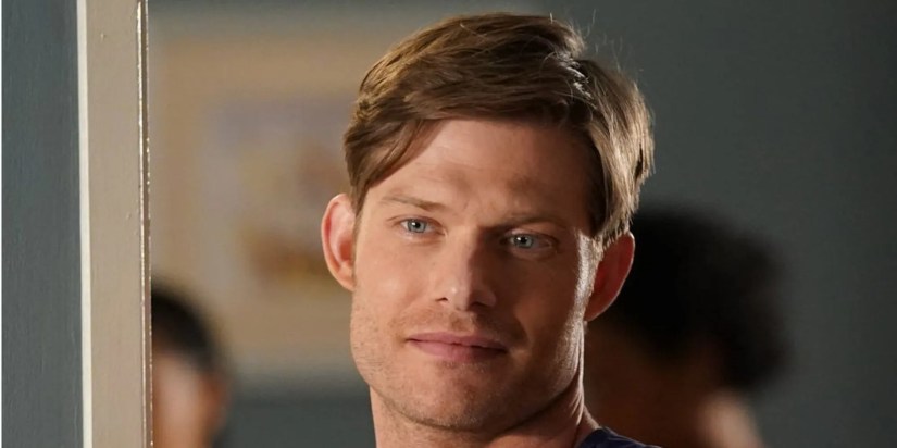 Atticus Lincoln with a smug smile on Grey&rsquo;s Anatomy