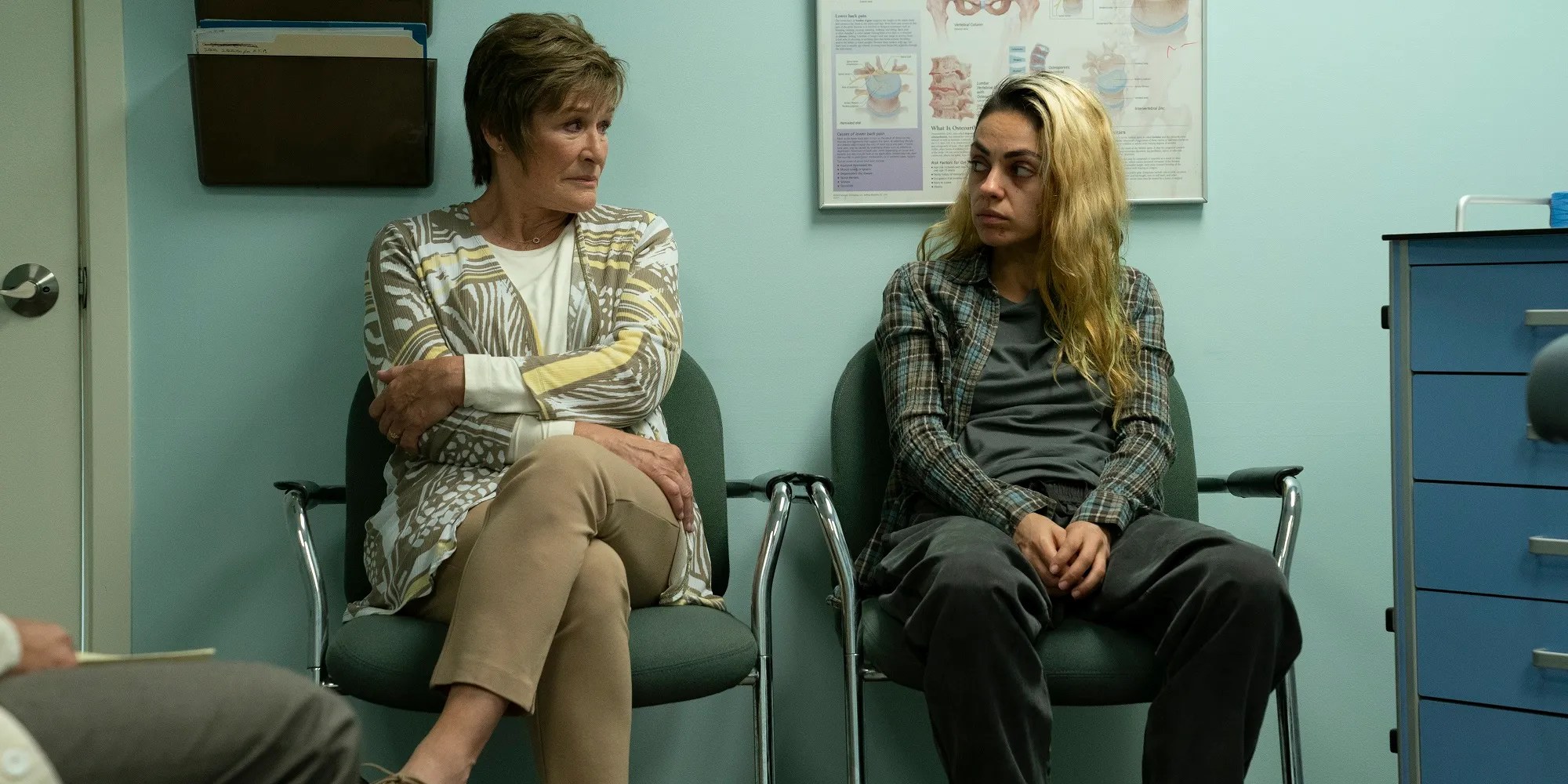 Four Good Days Review Close & Kunis' Performances Elevate