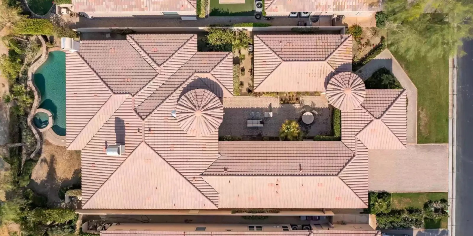 RHOBH Inside Tom Girardi's Secret Mansion He Hid From Erika Jayne