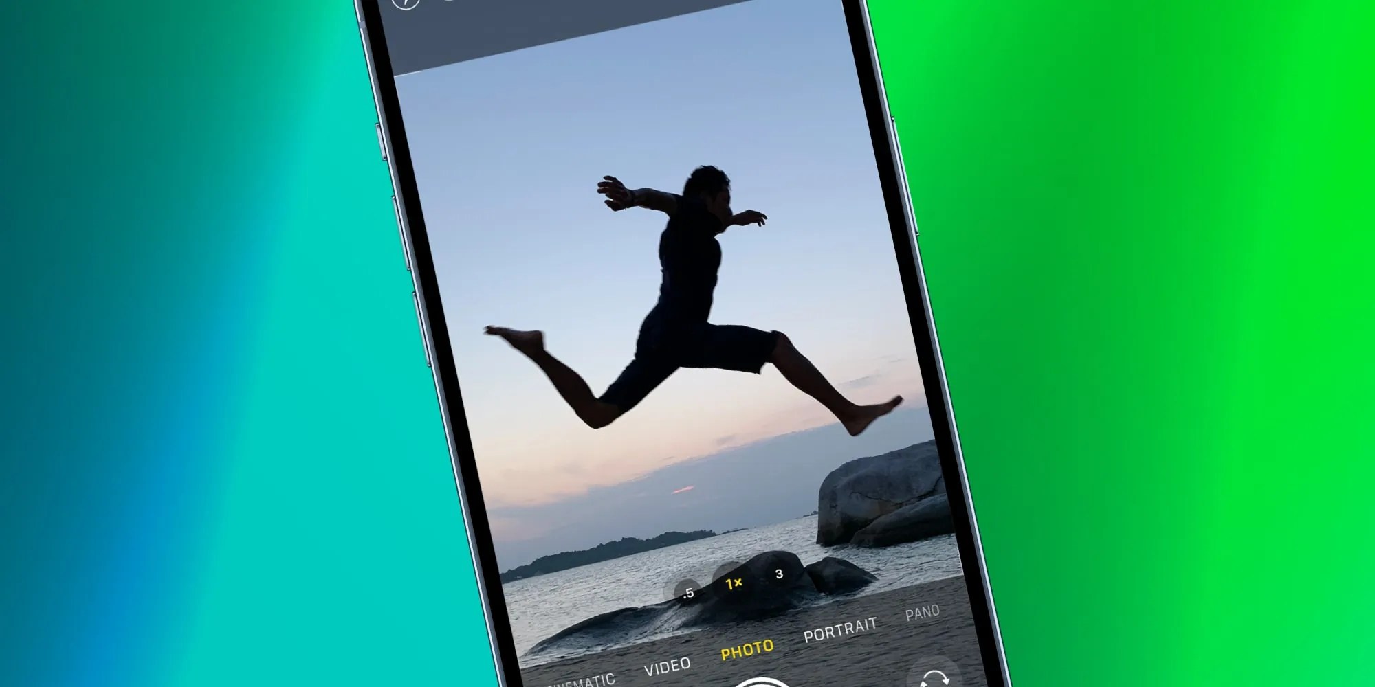 How To Use iPhone Photo Burst To Perfectly Freeze A Moment