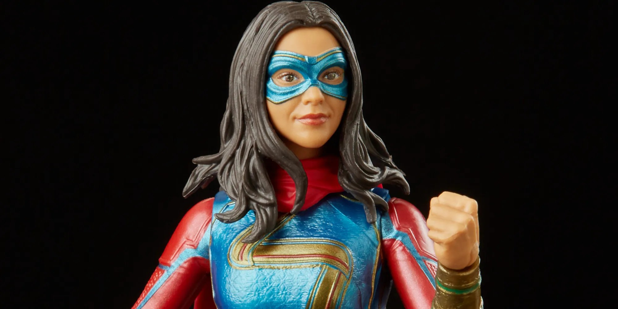 Ms. Marvel Action Figure Reveals New Look at Kamala’s Superhero Outfit