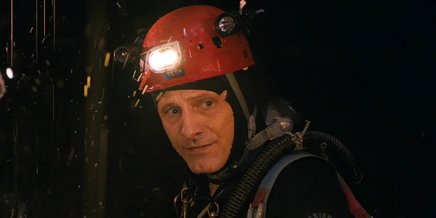 Viggo Mortensen Leads A Rescue Mission In Thirteen Lives Trailer