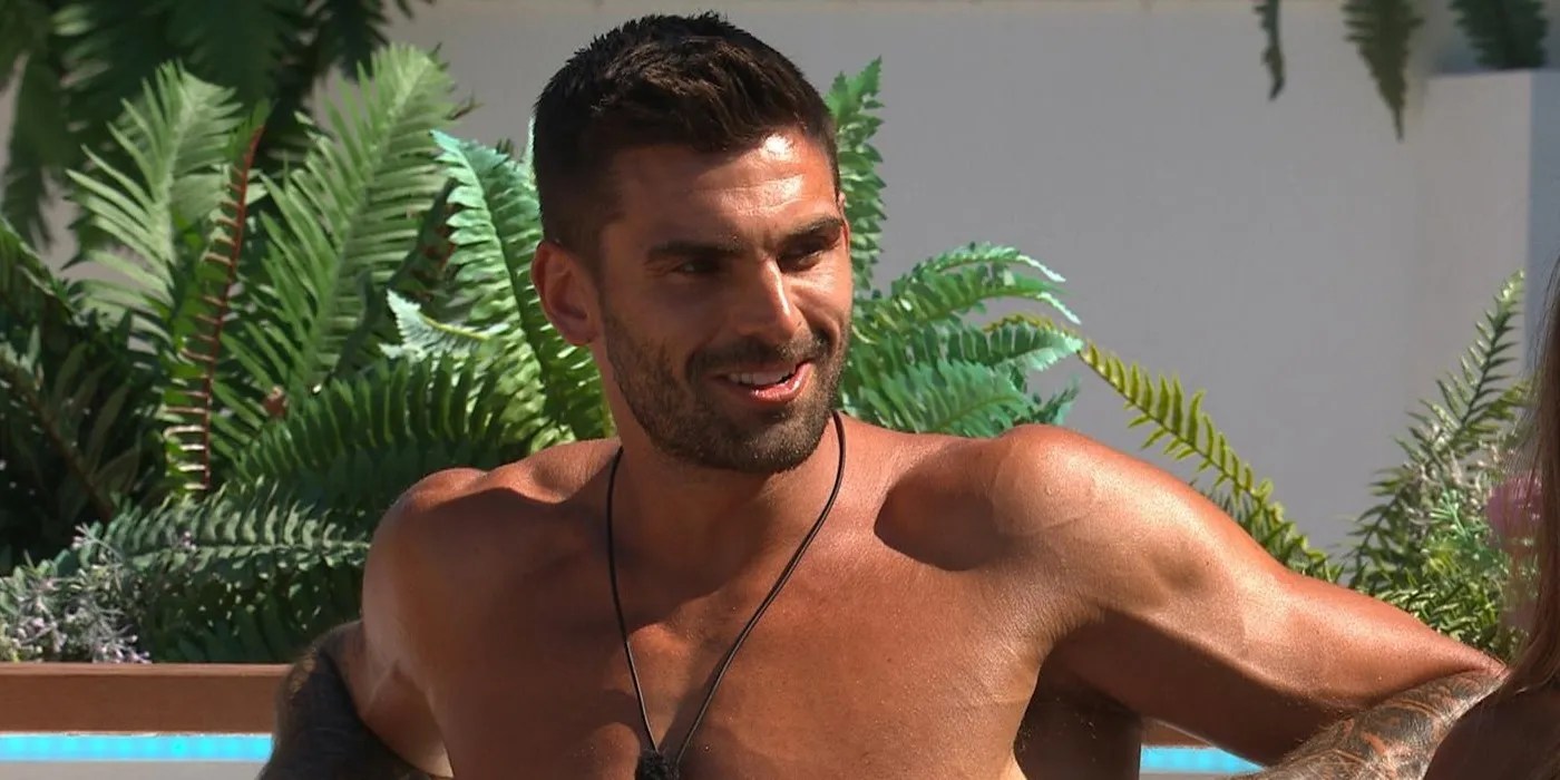 Best Love Island UK Fan Reactions To Adam Collard's Return