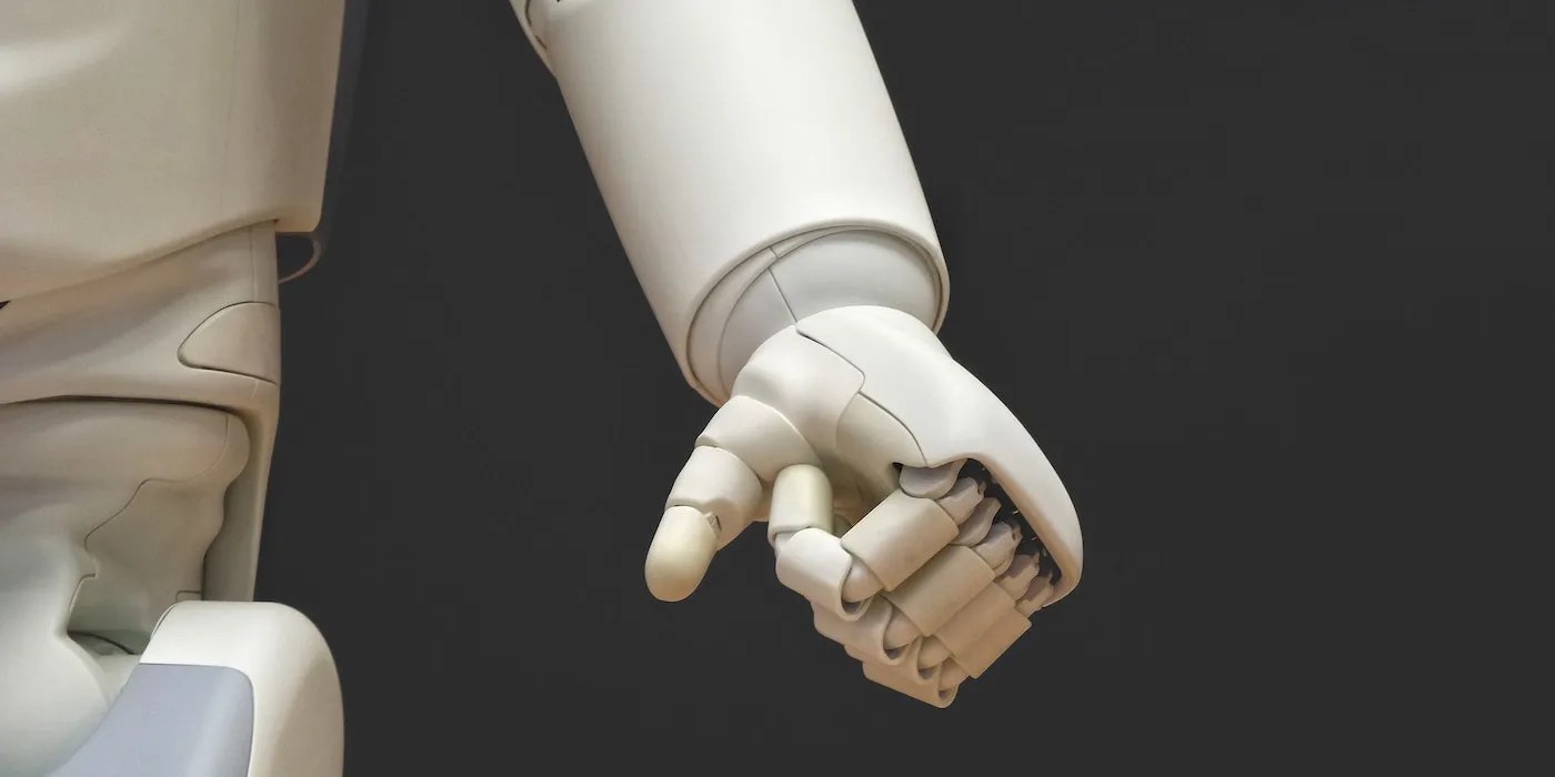 What Happens When A Robot SelfAware Of Its Body?