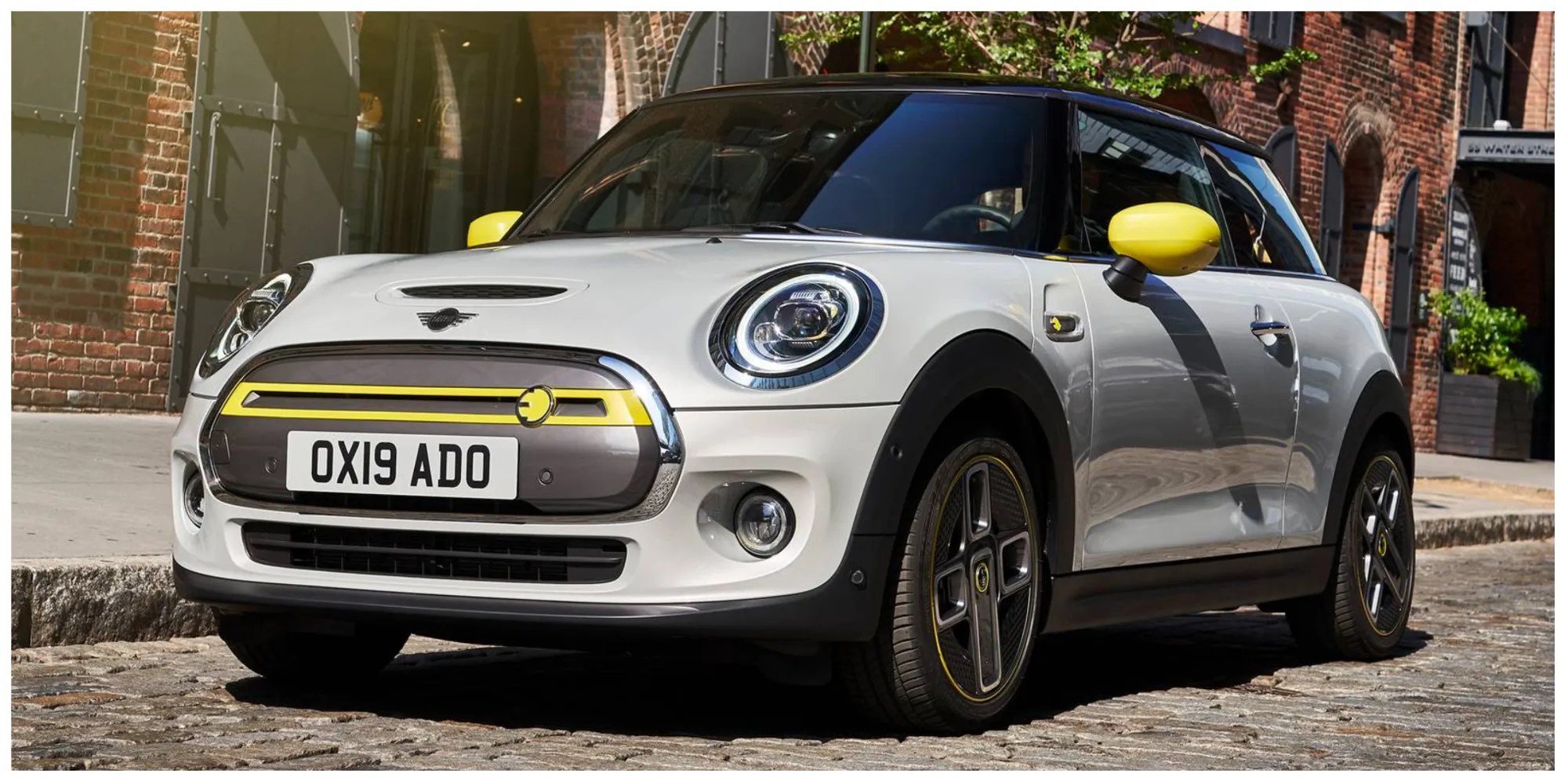 10 Most Popular Electric Sports Cars, Ranked By Driving Range Rotten