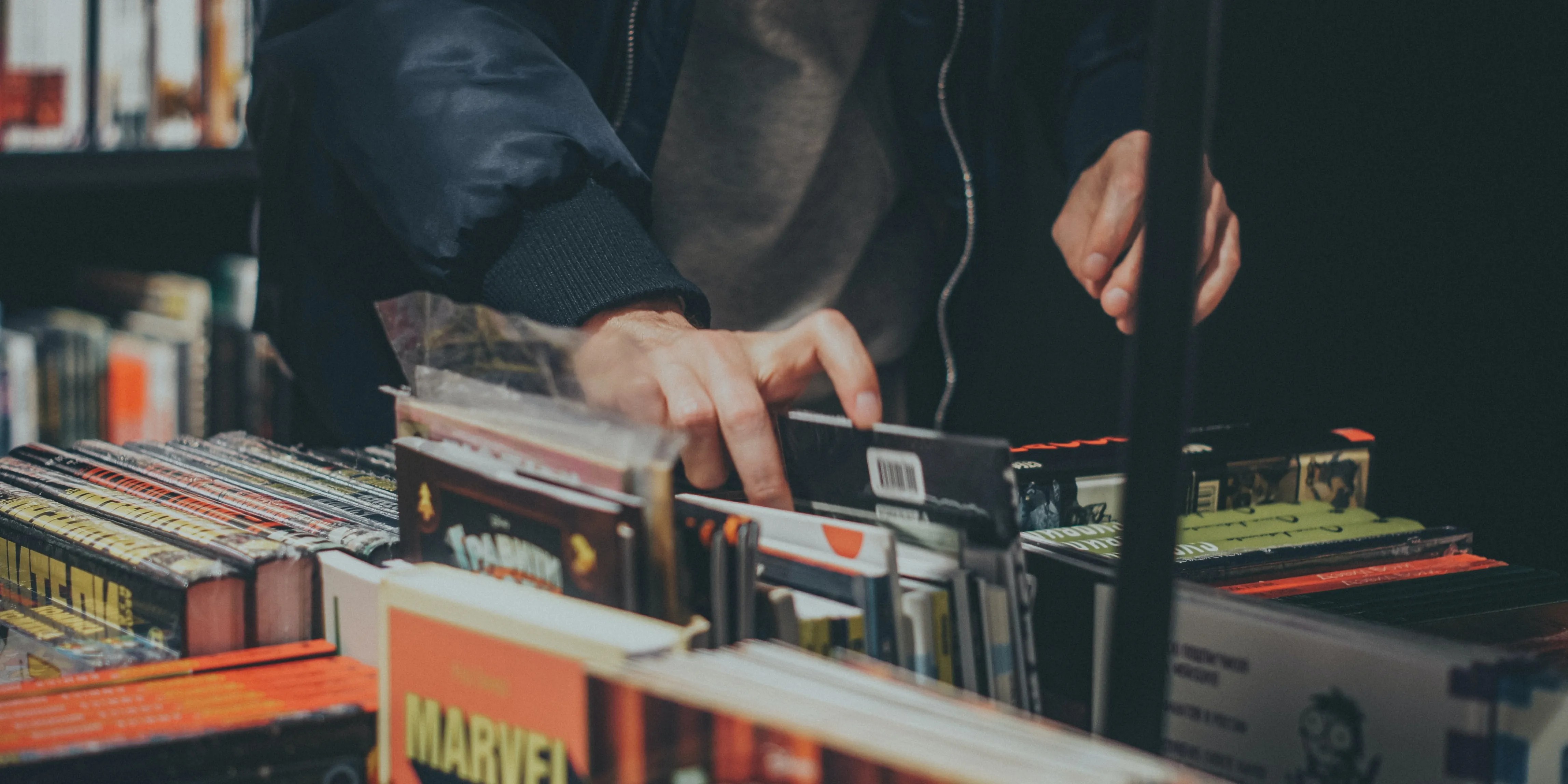 Graphic Novel vs Manga What's the Difference? Trending News