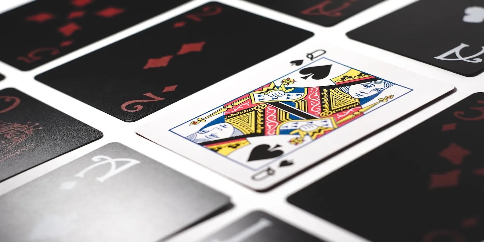 5 Games To Play With A Deck Of Cards