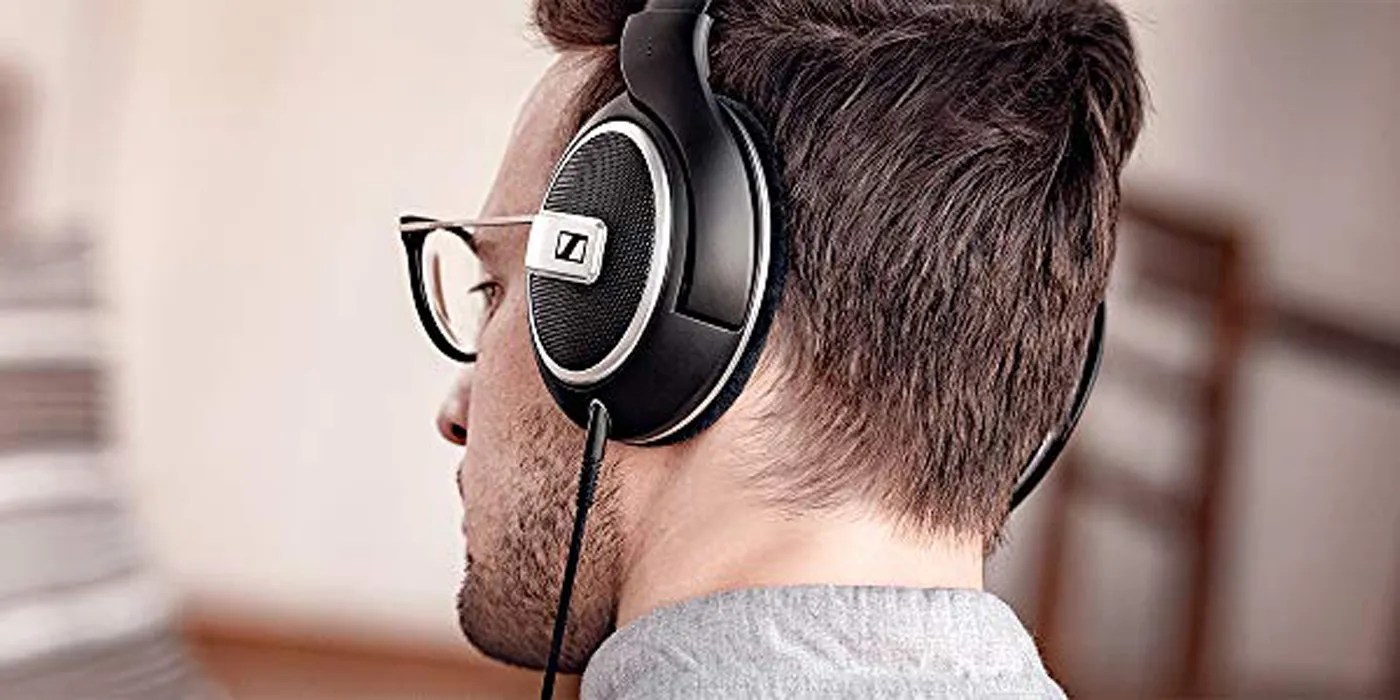 Cyber Monday Deal Save Up To 60 On Sennheiser & JBL Gaming Headphones