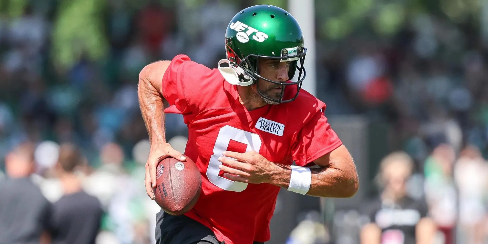 Who Narrates HBO's Hard Knocks