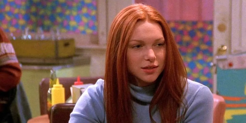 Donna Pinciotti staring to the side of the camera in That ’70s Show