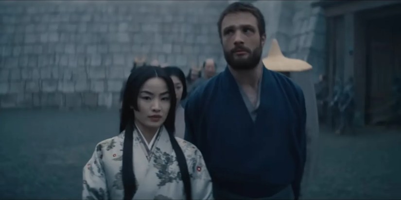 Mirako and Blackthorne walking through a street in Shogun episode 3