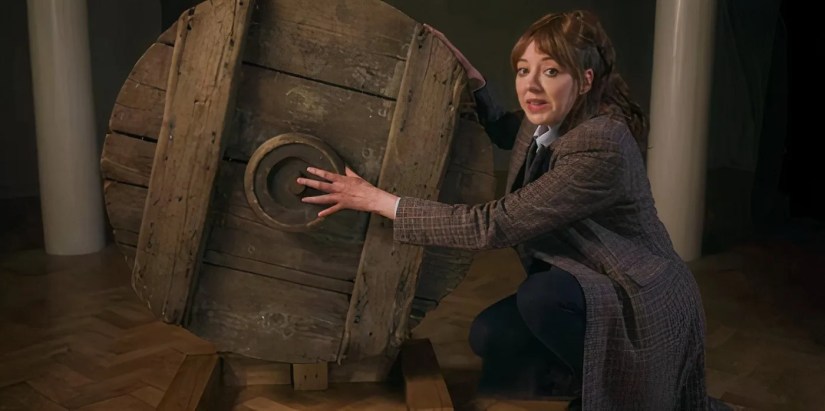 Diane Morgan as Philomena Cunk explaining the invention of the wheel in Cunk on Earth.