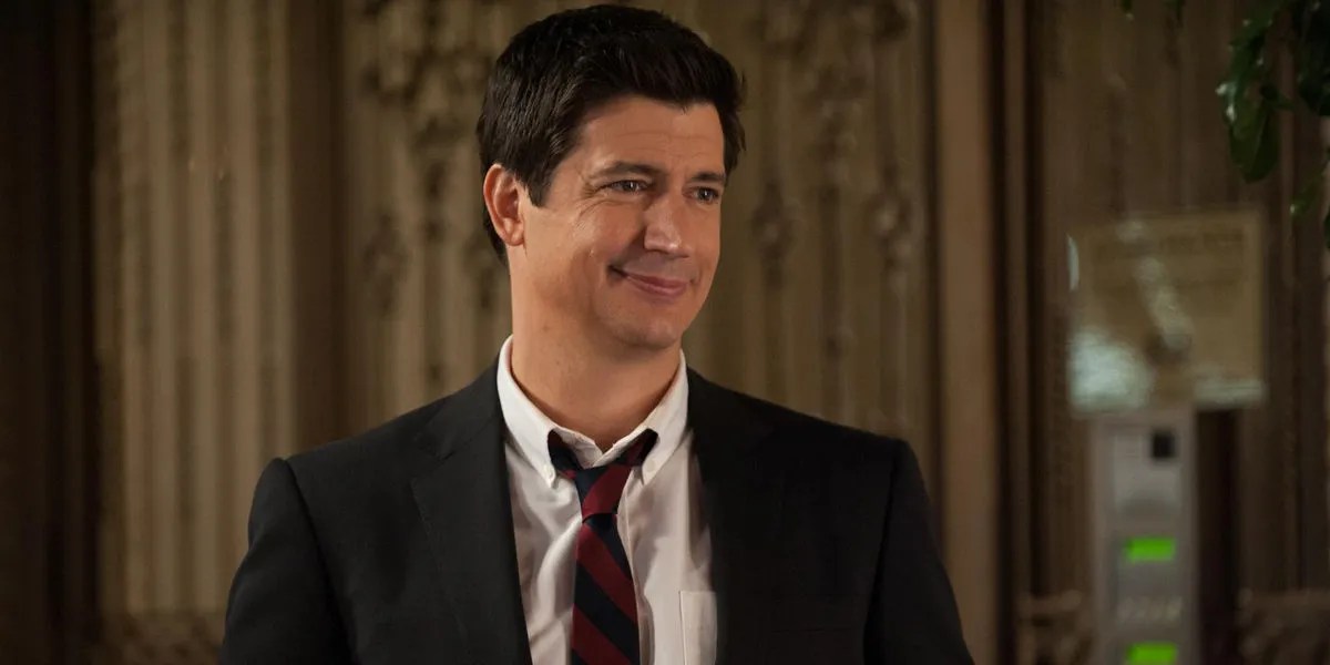 Agent Carter Season 2 Casts Ken Marino as a Mob Boss