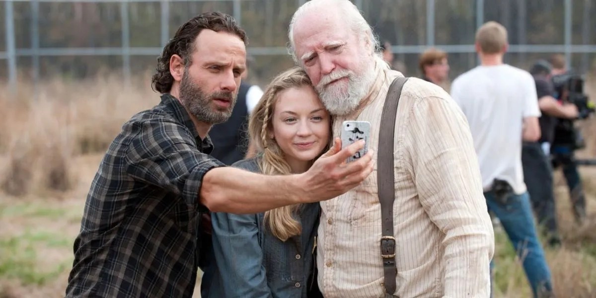 Will 'The Walking Dead' Have a Happy Ending? Screen Rant