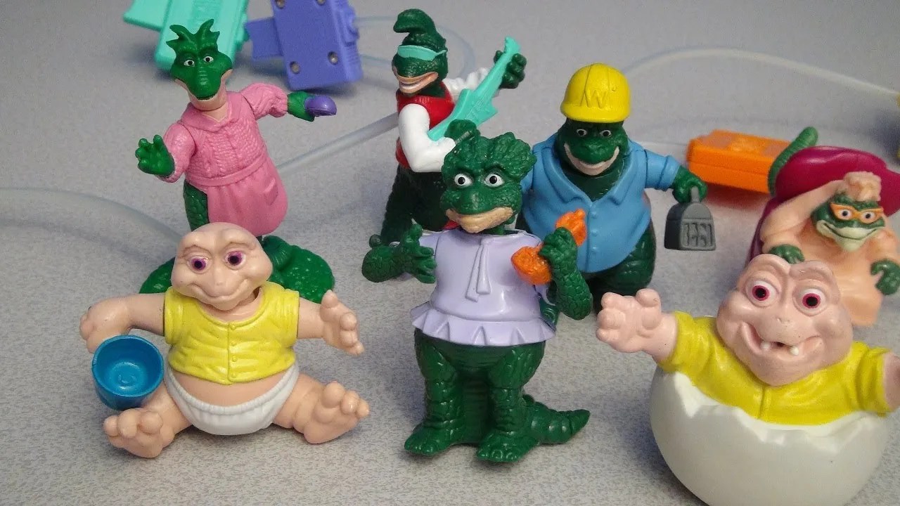 The 20 Worst 90s McDonald's Toys (And 10 That Are Worth A Fortune Today)