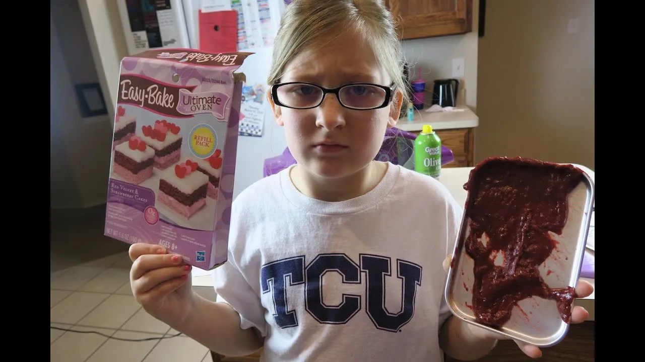 14 Embarrassing Easy Bake Oven Creations (And 14 We Need Right Now)