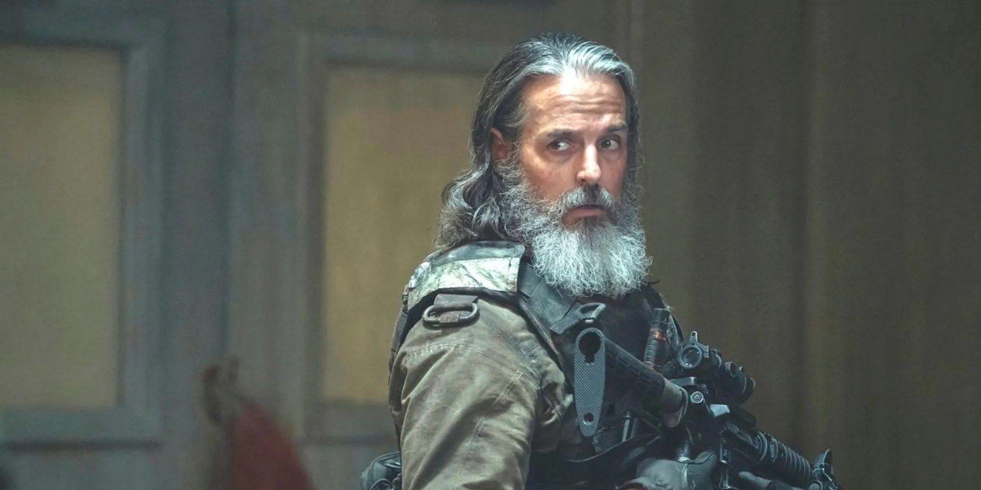 the last of us perry with weapons and tactical gear