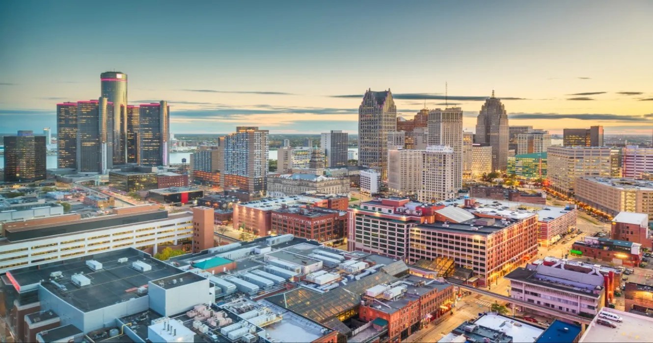 16 SinCity Worthy Alternatives To Visiting Vegas(04)