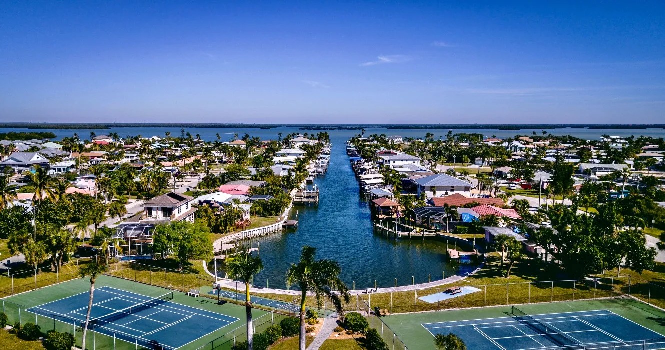 9 Best Fort Myers Beach Hotels You Should Book
