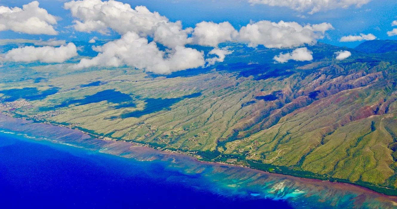 9 Small Towns To Retire In Hawaii, Ranked By Median Home Prices