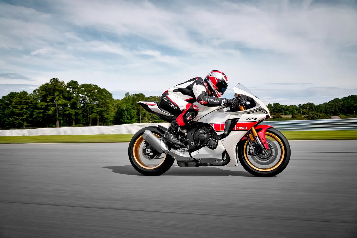 10 Of The Best Reasons Why You Should Buy A Sports Bike
