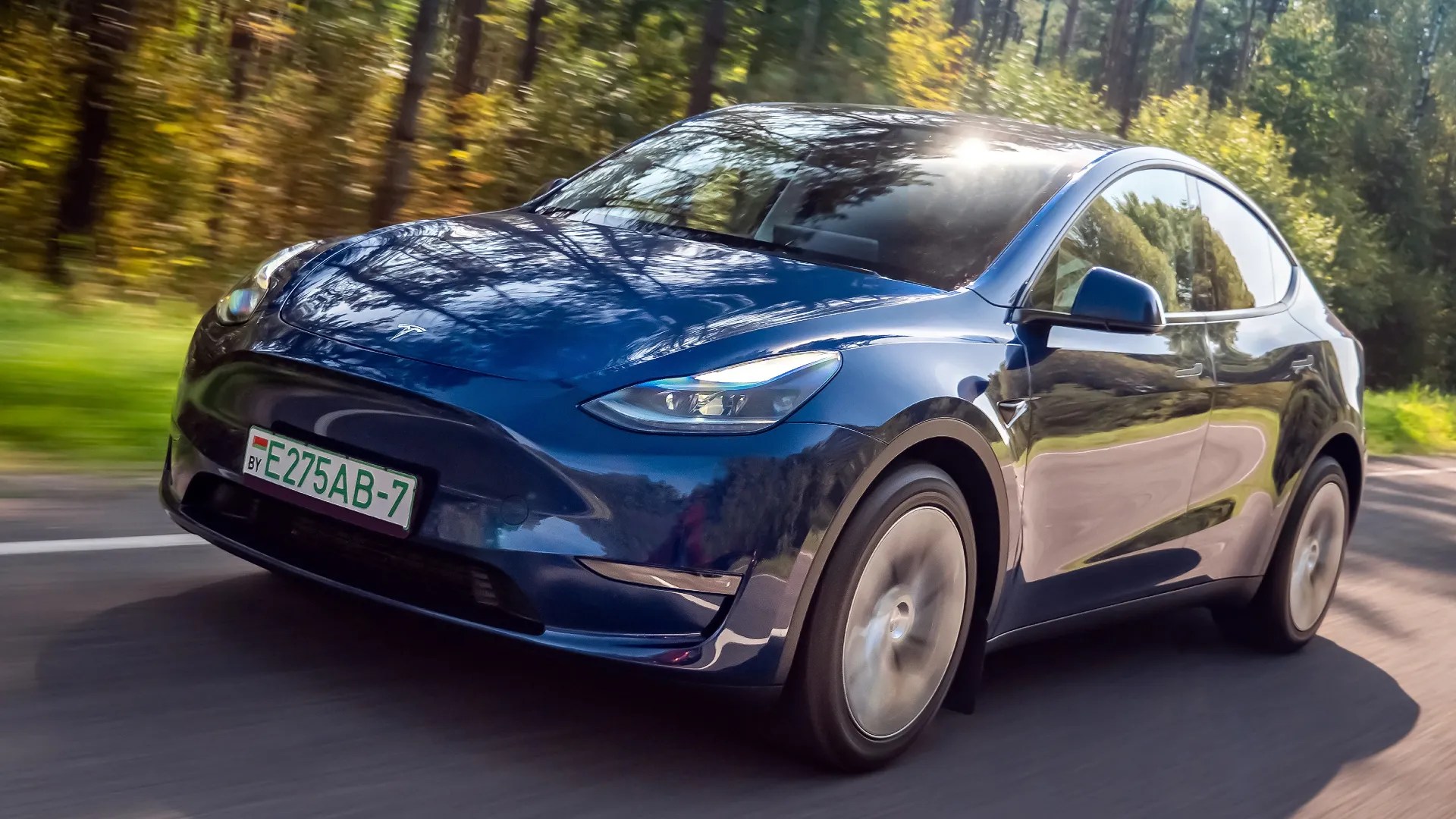 15 Solid Alternatives To The Tesla Model Y