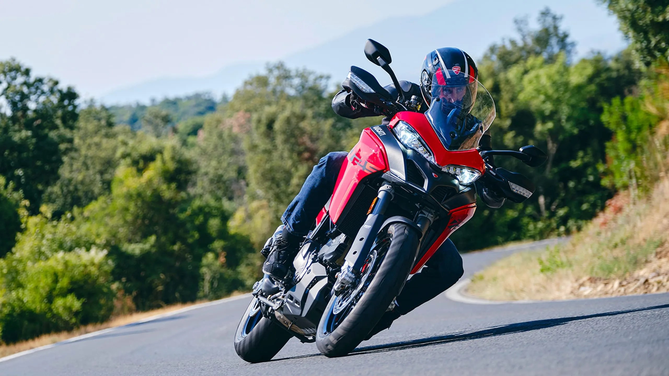 Fastest Touring Bikes Under 1000cc