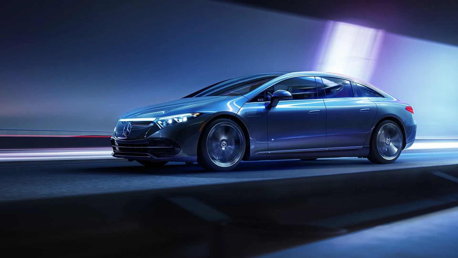 Best Electric Cars for Long Commutes, Ranked