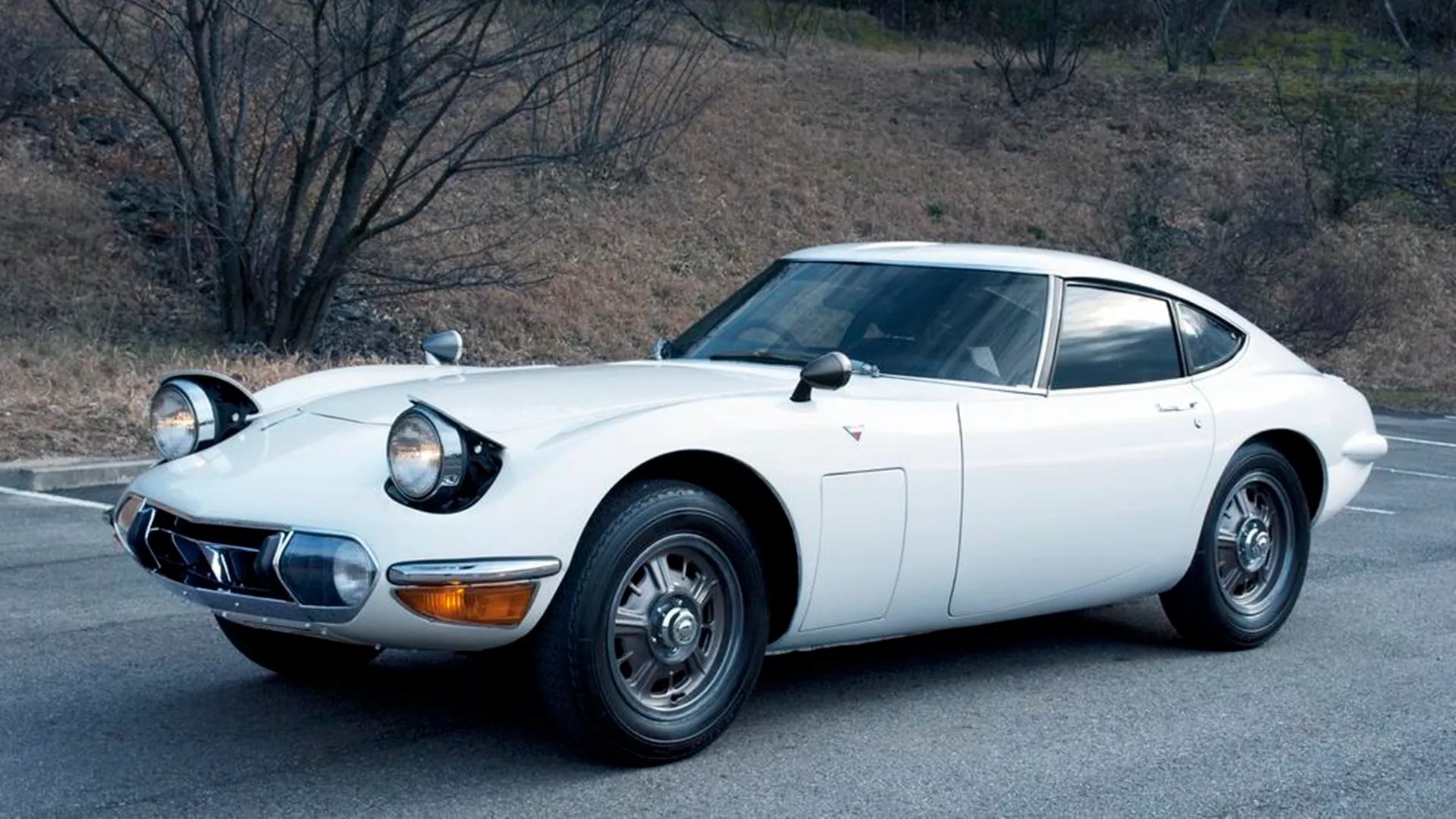 Toyota Shelby 2000 GT Most Expensive Japanese Car Ever Sold At Auction