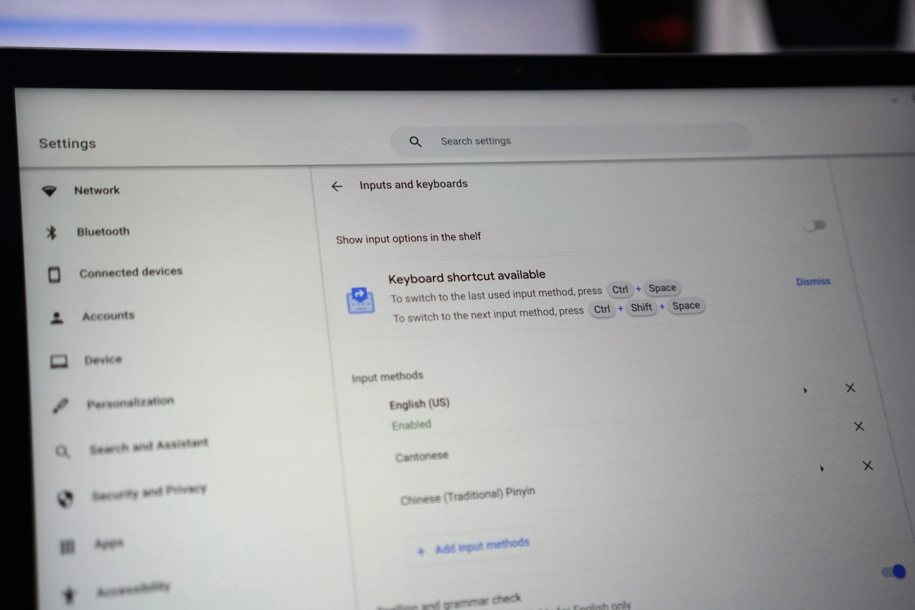 How to change the keyboard language on a Chromebook