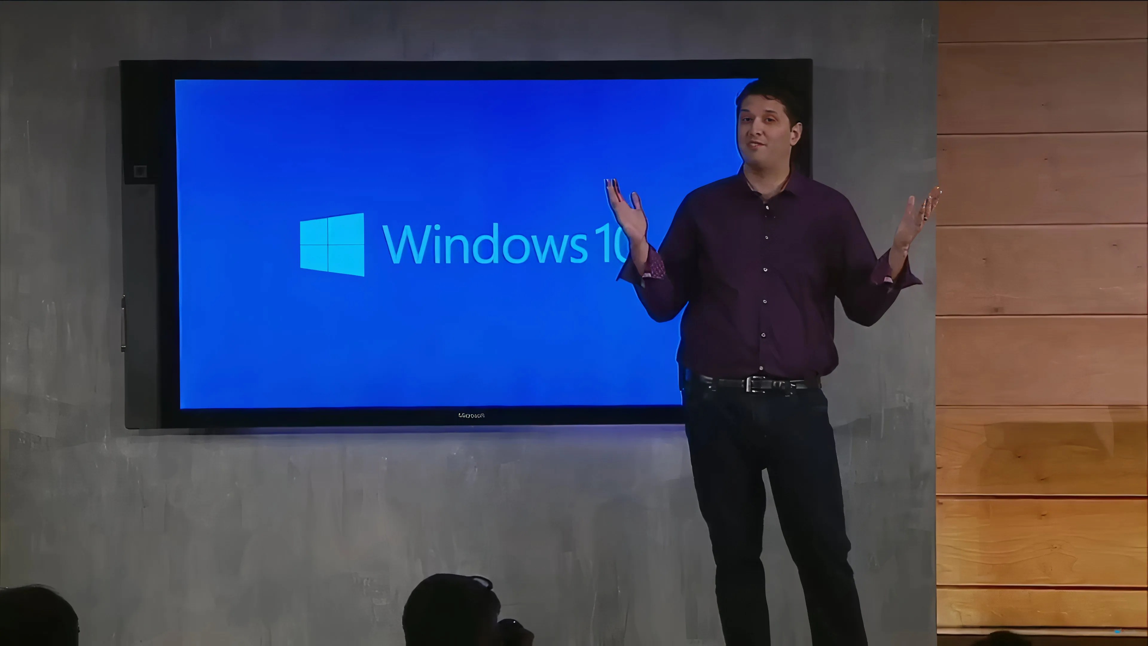 Microsoft really wants you to upgrade to Windows 11, but you can pay