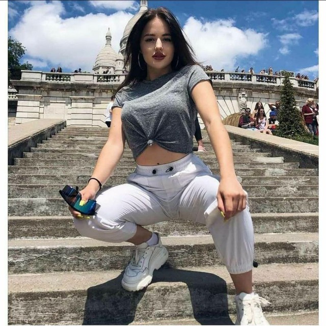 18 memes telegram