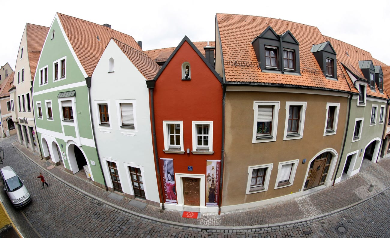 L’hotel più piccolo al mondo e l'albergo più grande del mondo