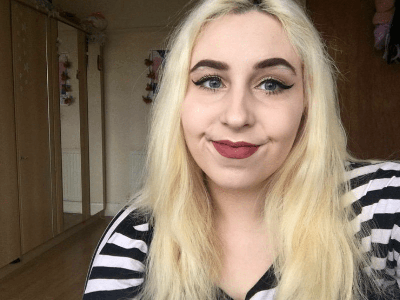 Drying my hair with a Tshirt smoothed my frizzy hair Business Insider