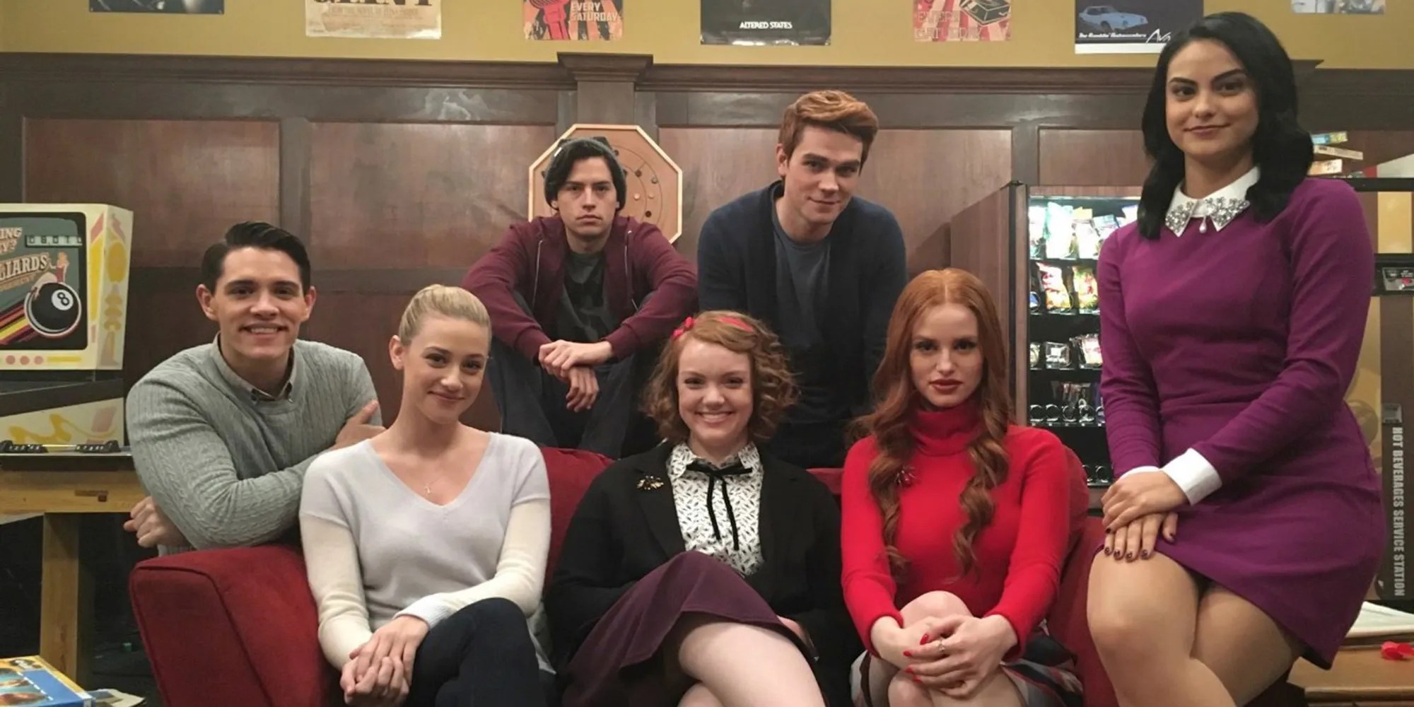 See You At Pop's Chock'lit Shoppe Reasons We Already Love Riverdale