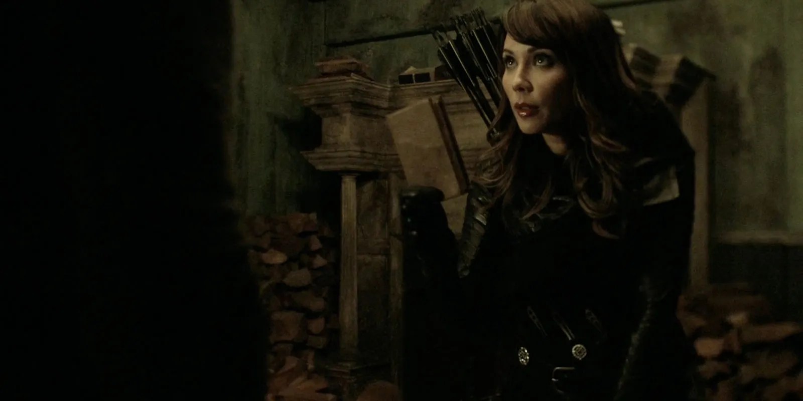 Arrow's Lexa Doig Explains What Makes Talia al Ghul A True Badass