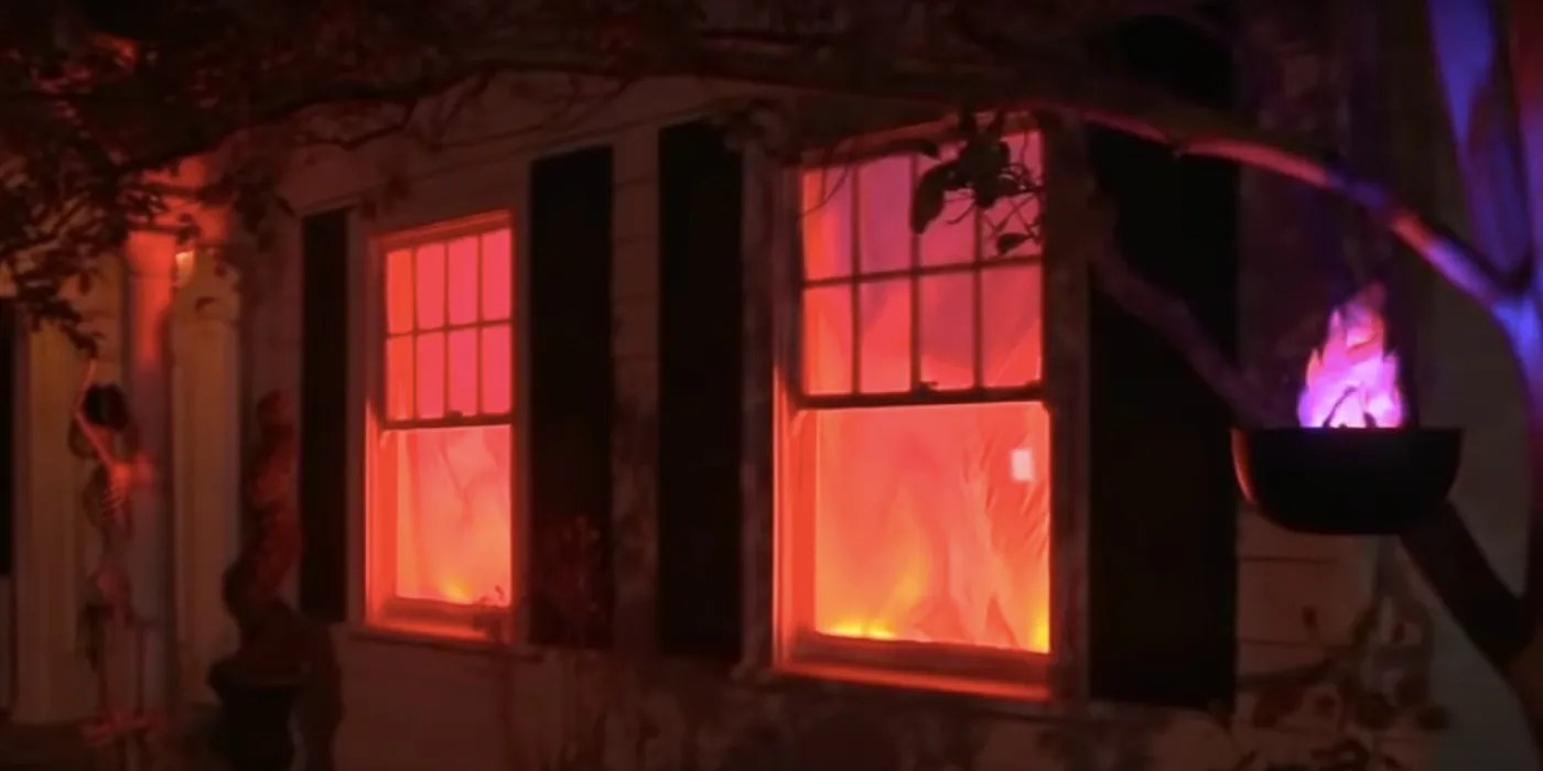 These Halloween Decorations Are So Realistic, Authorities Have Been