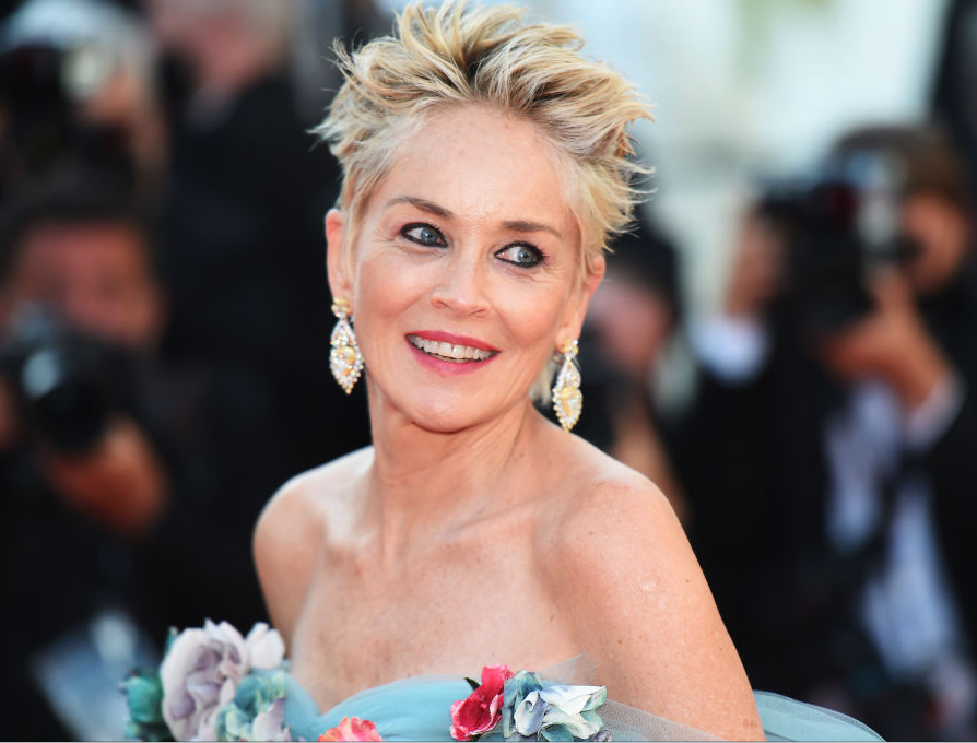 Sharon Stone a Cannes 2021, regina del pixie cut iO Donna
