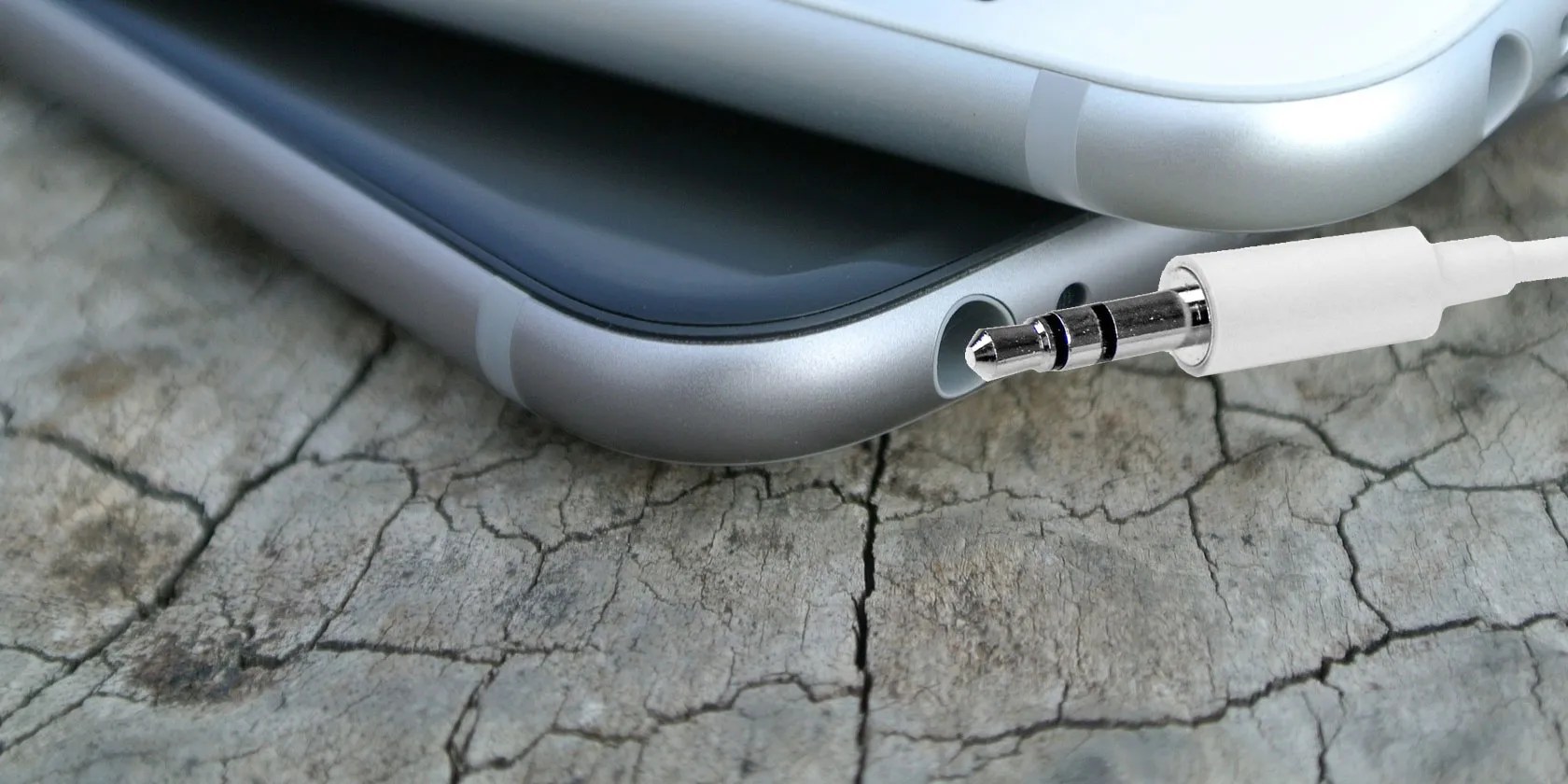 Fix Broken Headphone Jacks, LCD Burn In, and Geeky
