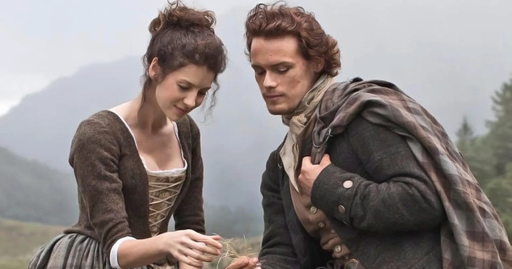 25 Weird Things Cut From Outlander (That Were In The Books)