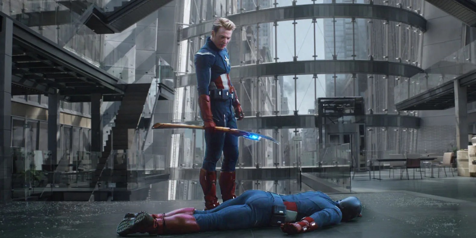 Why Captain America’s Costume In The Avengers Is So Bad