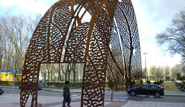 Spanish sculptor creator of gateway work Stuff.co.nz