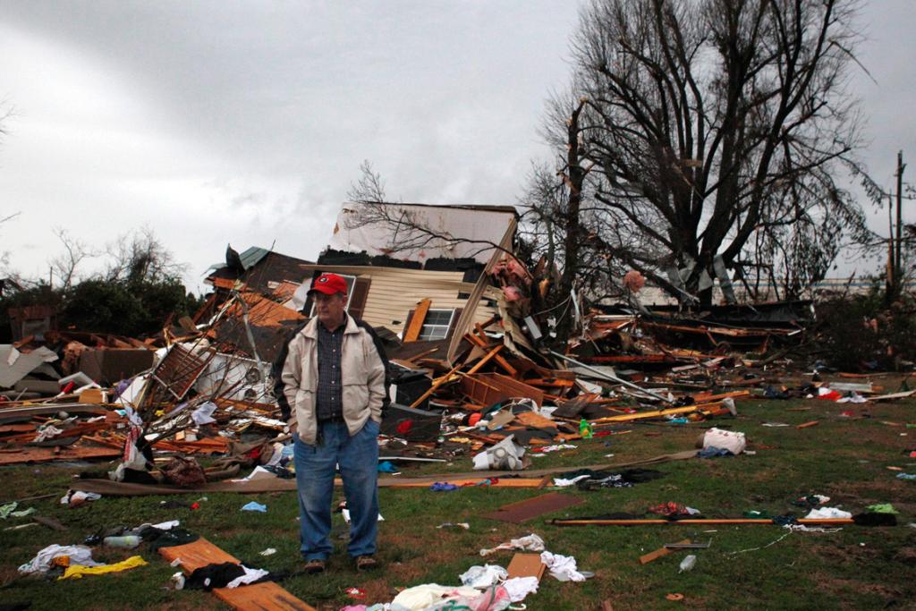 Three dead as storms rake US Stuff.co.nz