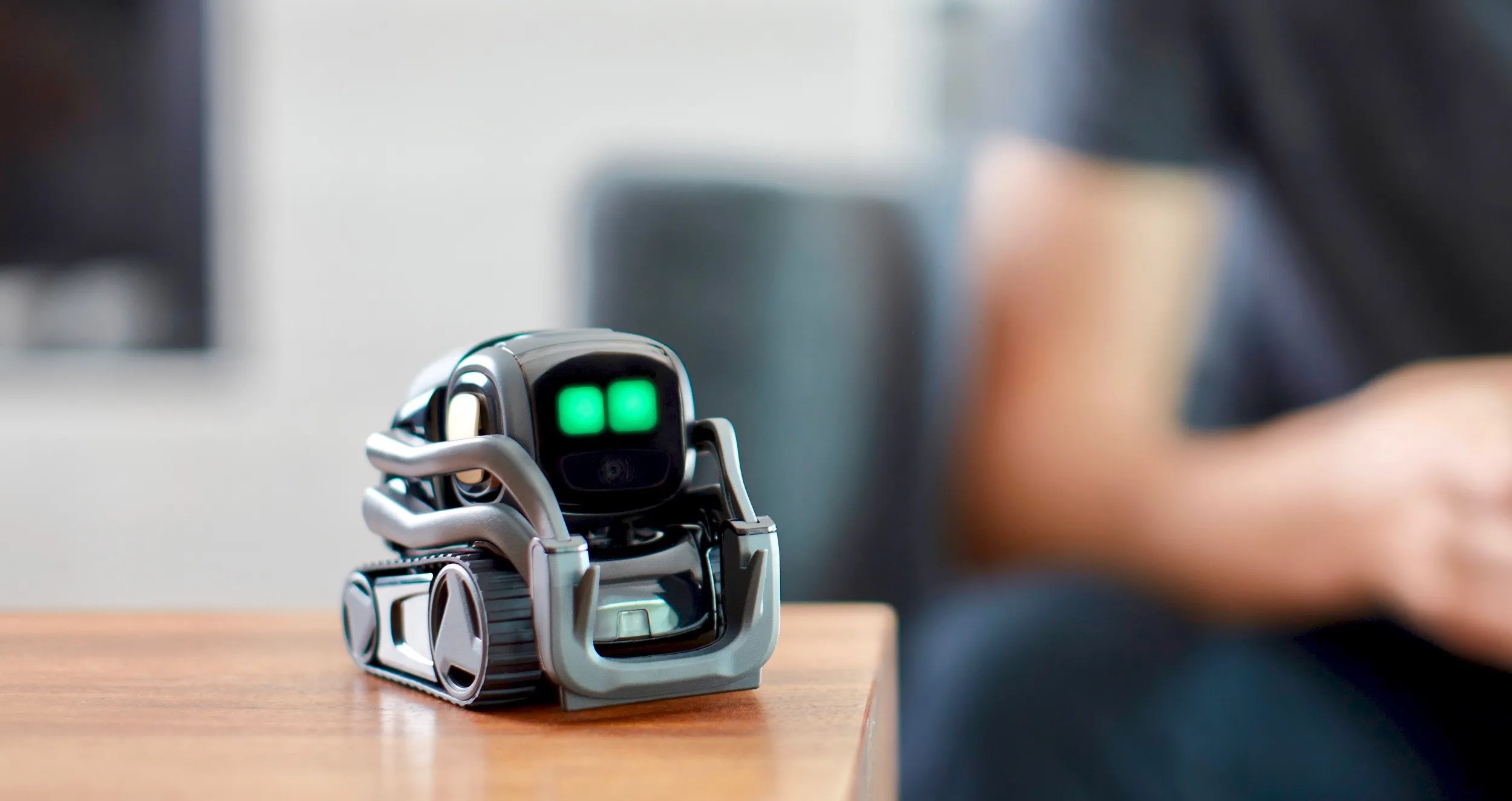 Vector The Home Robot That Does Its Own Thing TheThings