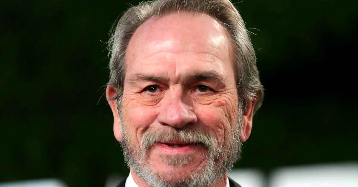 Here's How Tommy Lee Jones Amassed His 85 Million Net Worth(09)