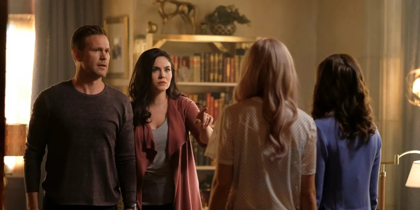 Legacies Just Referenced The Merge from The Vampire Diaries CBR