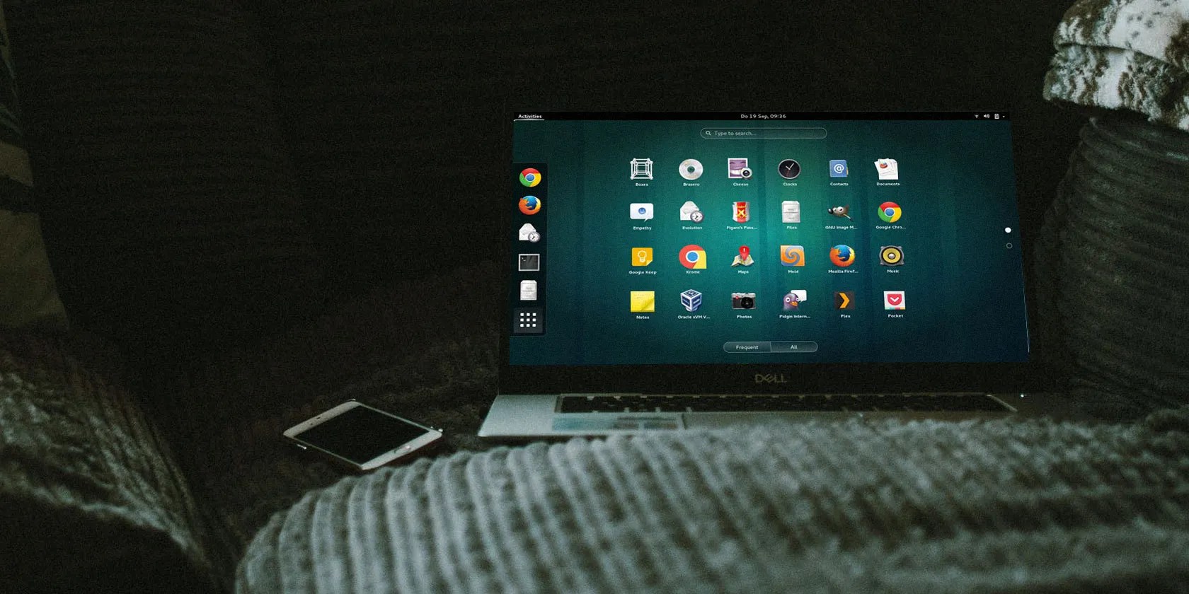 5 Linux Operating Systems That Offer Bleeding Edge Updates